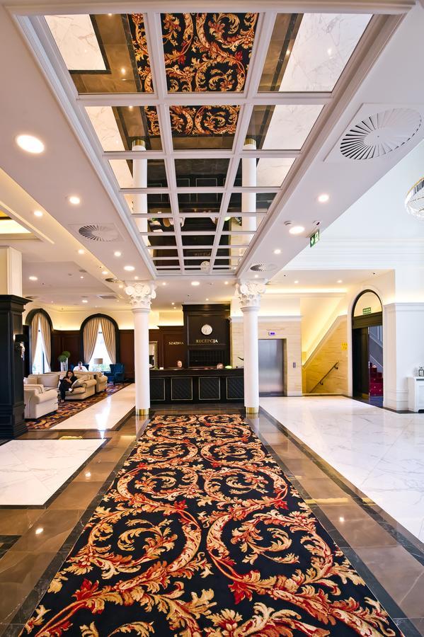 זאבקי Hotel Mansor מראה חיצוני תמונה